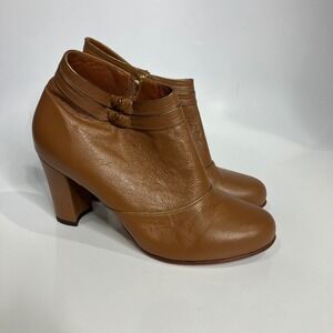 Anthropologie Brand Luisa Perea tan leather heeled ankle boots women's size 39